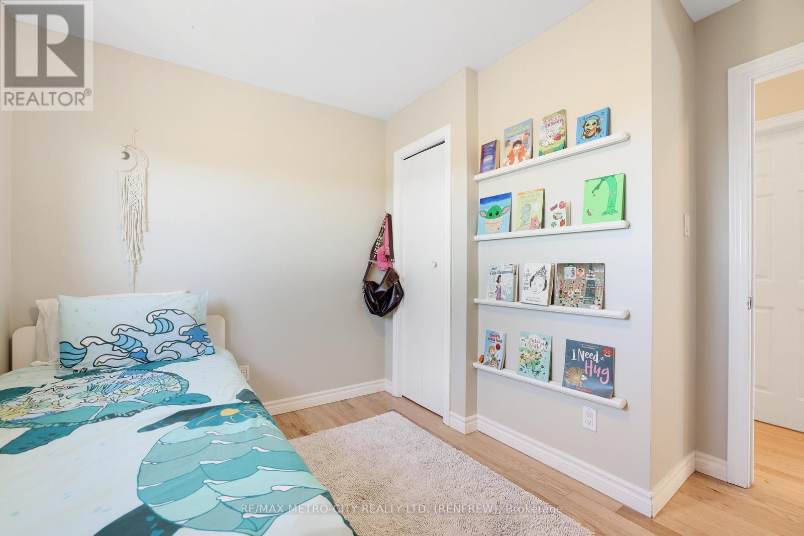 2431 Eady Road, Horton, ON - Indoor Photo Showing Bedroom