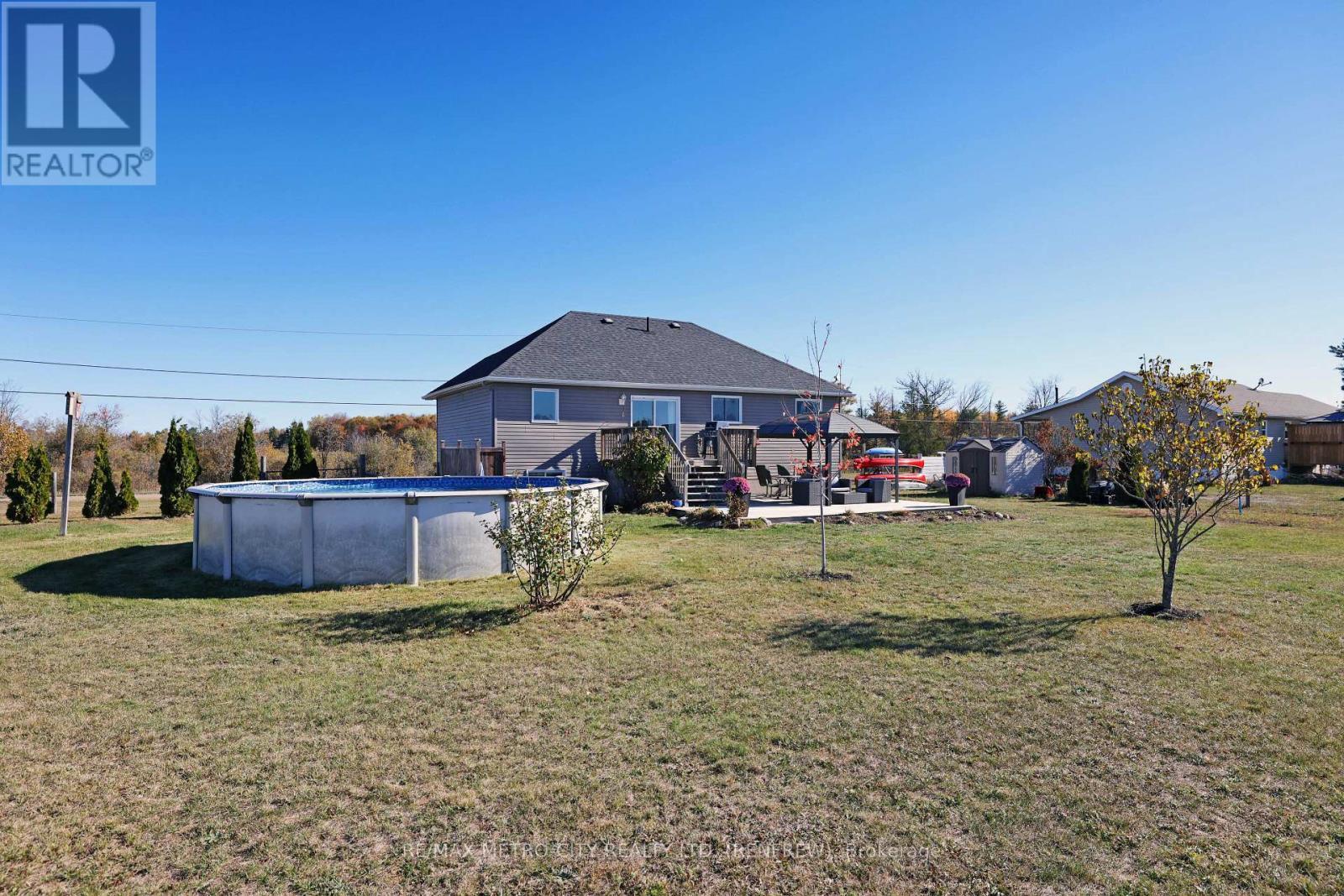 2431 Eady Road, Horton, ON - Outdoor With Above Ground Pool