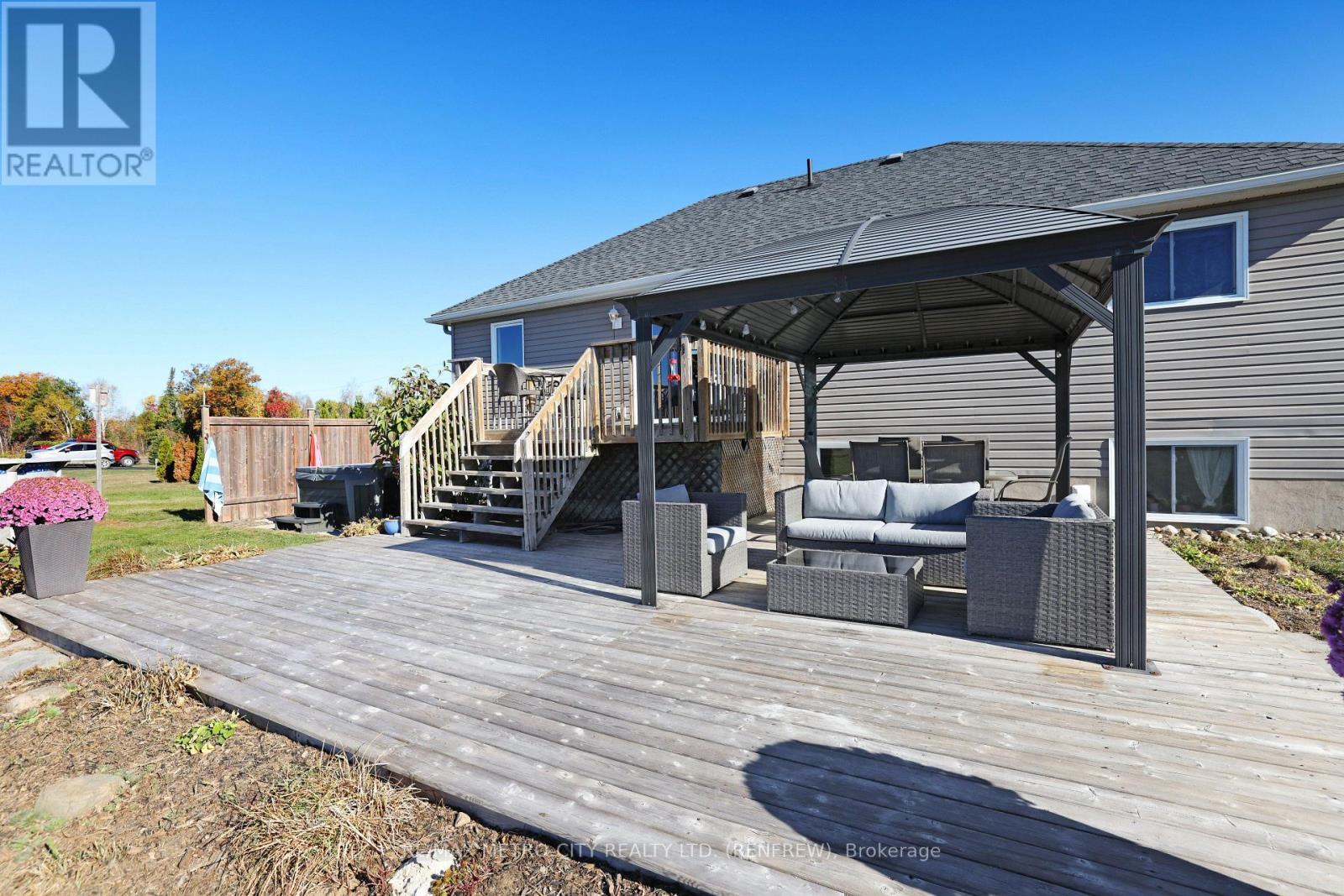 2431 Eady Road, Horton, ON - Outdoor With Deck Patio Veranda With Exterior