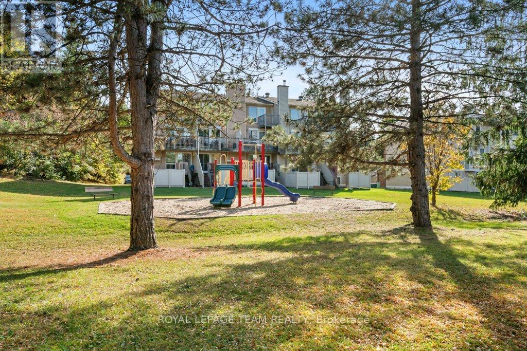 B - 6754 Jeanne D'Arc Boulevard N, Ottawa, ON - Outdoor