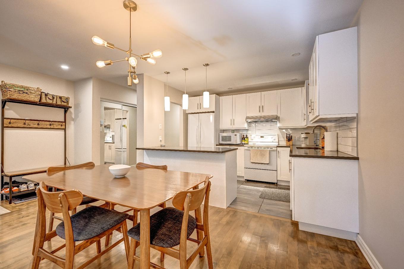 Cuisine - A-179 Av. De Navarre, Saint-Lambert, QC - Indoor