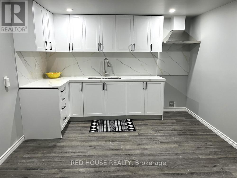 Room 2 - 4 Brennan Road, Ajax, ON - Indoor