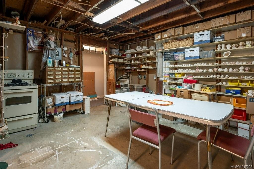 2983 Northwest Bay Rd, Nanoose Bay, BC