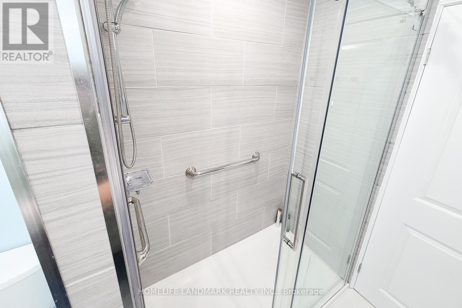 75 Bayview Drive, St. Catharines, ON - Indoor Photo Showing Bathroom