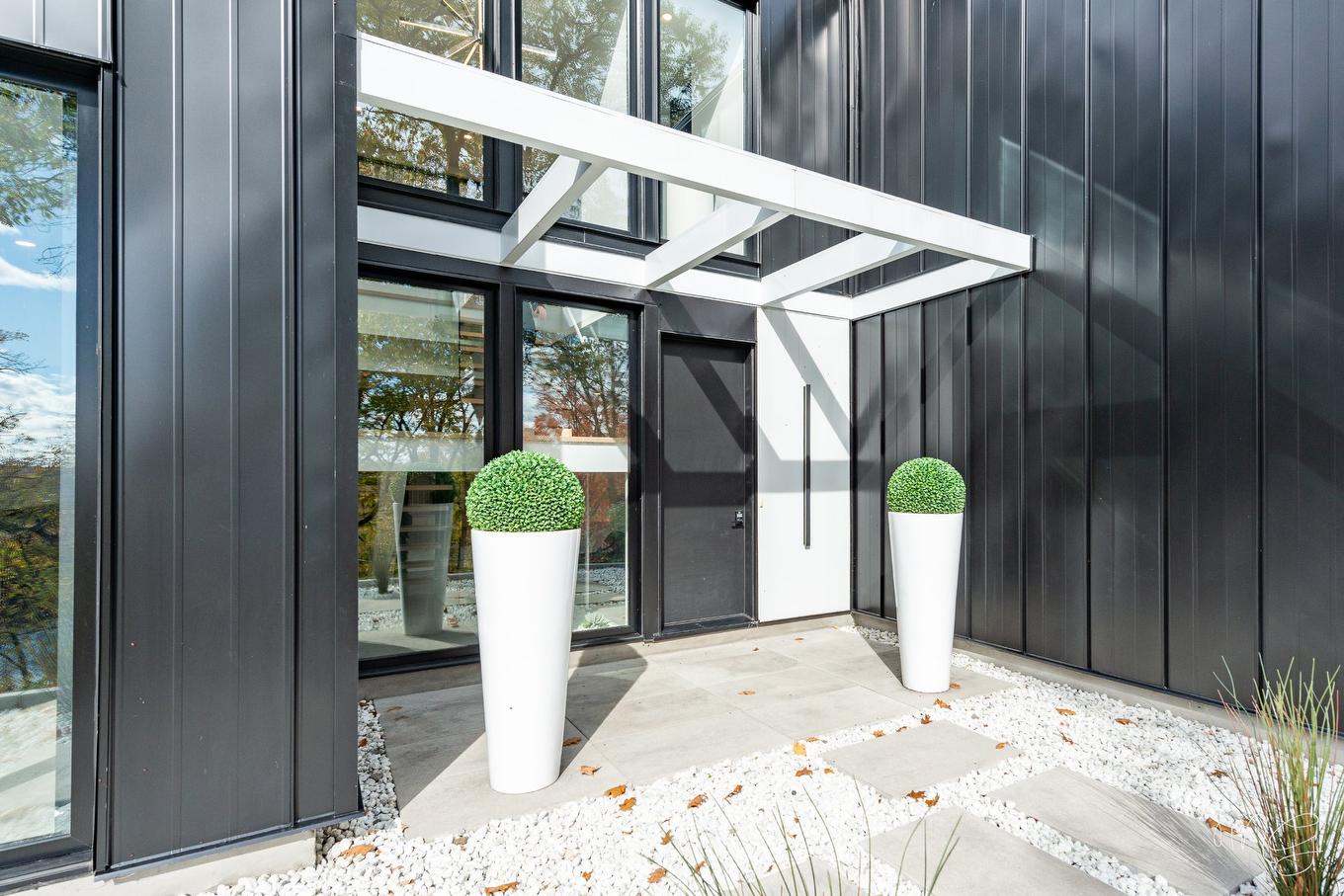 Entrée extérieure - 11351 Ch. De La Rivière-Du-Nord, Mirabel, QC - With Exterior