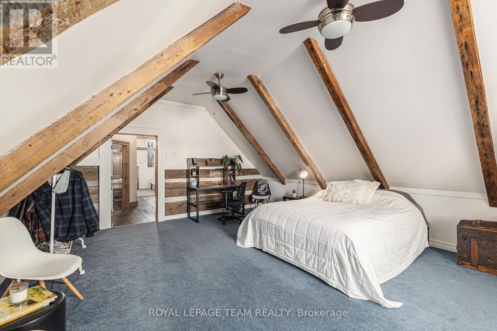 140 Creek Drive, Ottawa, ON - Indoor