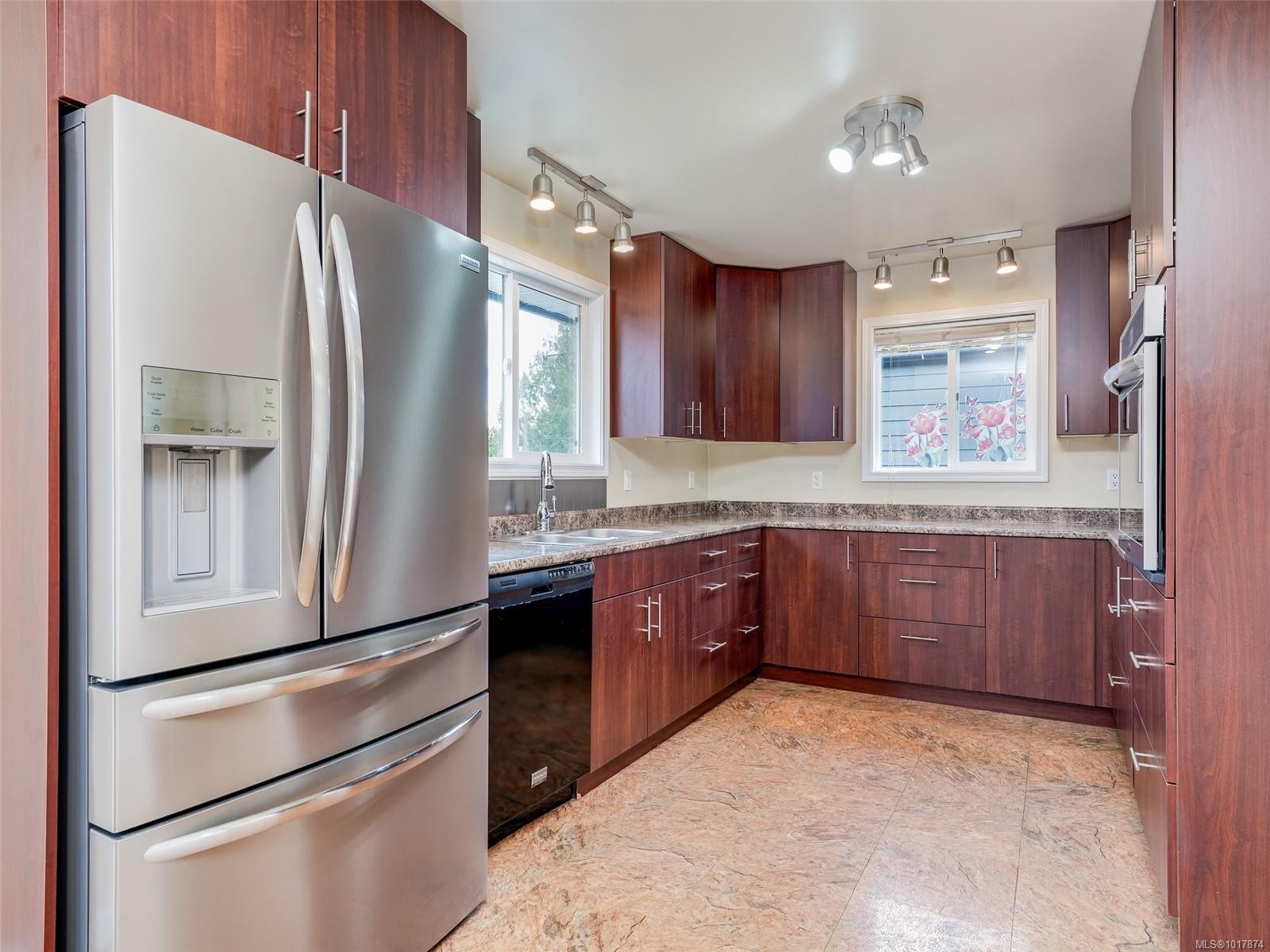 6989 Grant Rd West, Sooke, BC