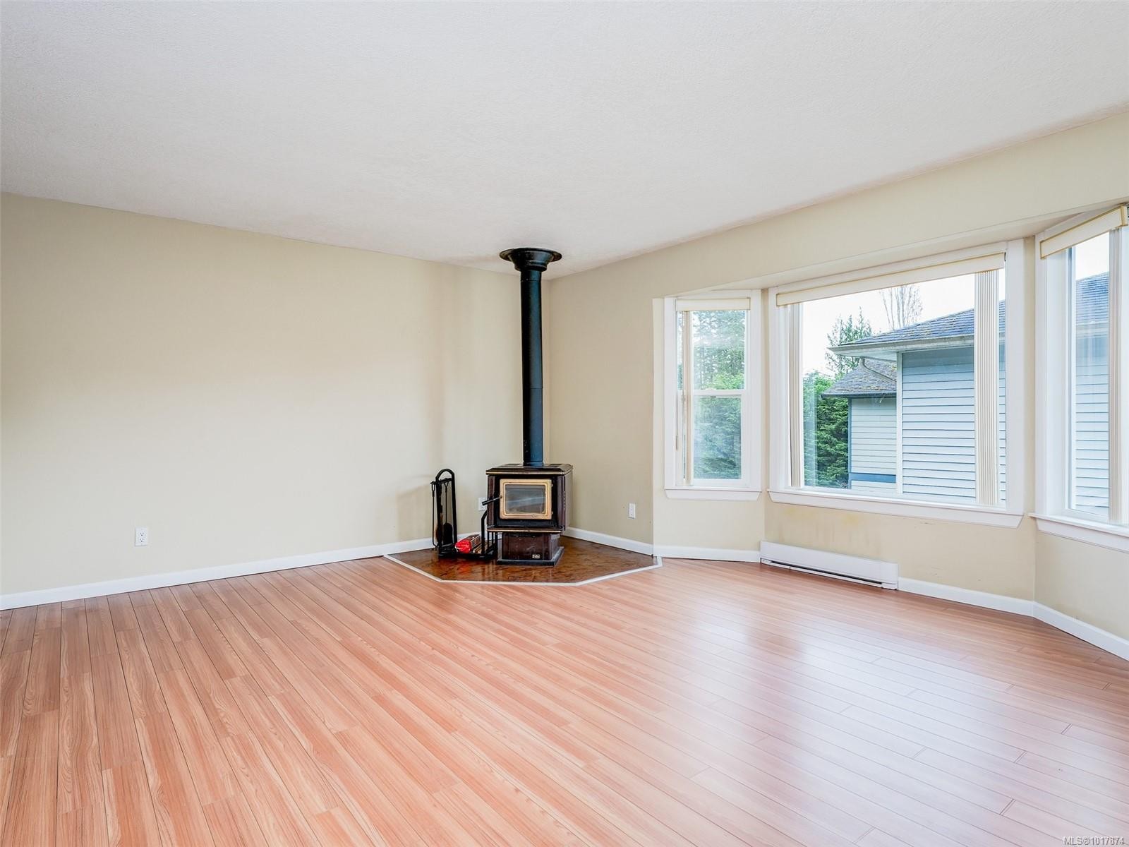 6989 Grant Rd West, Sooke, BC