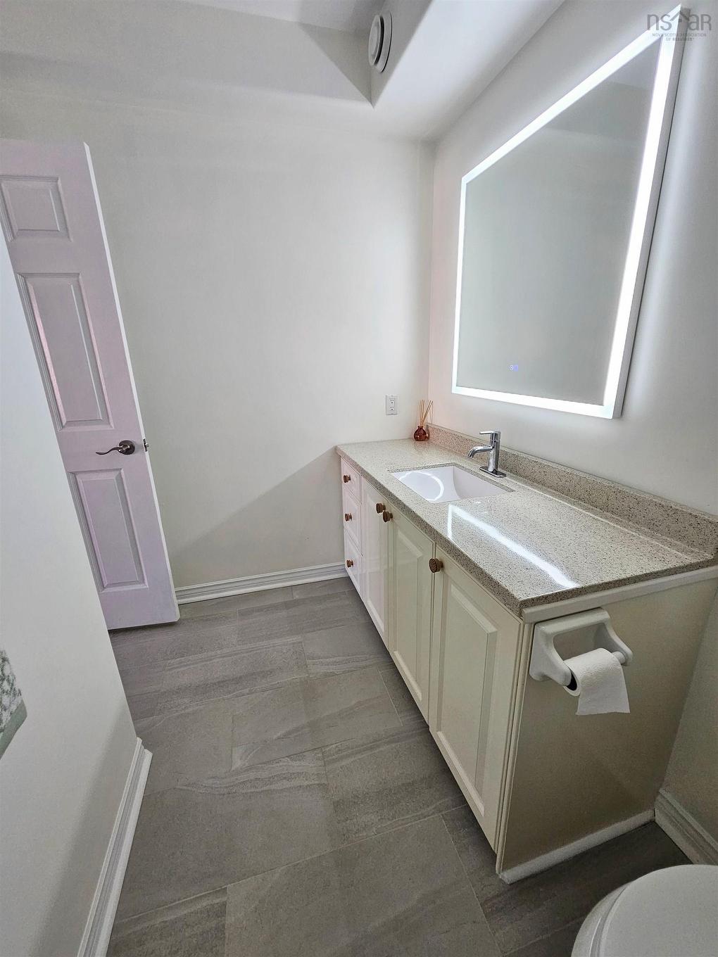 103 30 Waterfront Drive, Bedford, NS