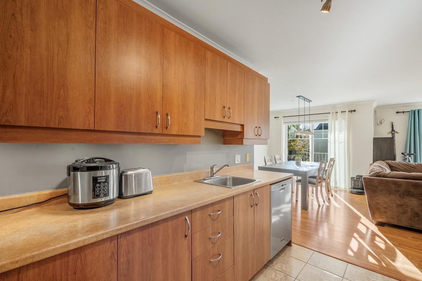 Kitchen - 8-8645 Place Du Charpentier, Mirabel, QC - Indoor Photo Showing Kitchen