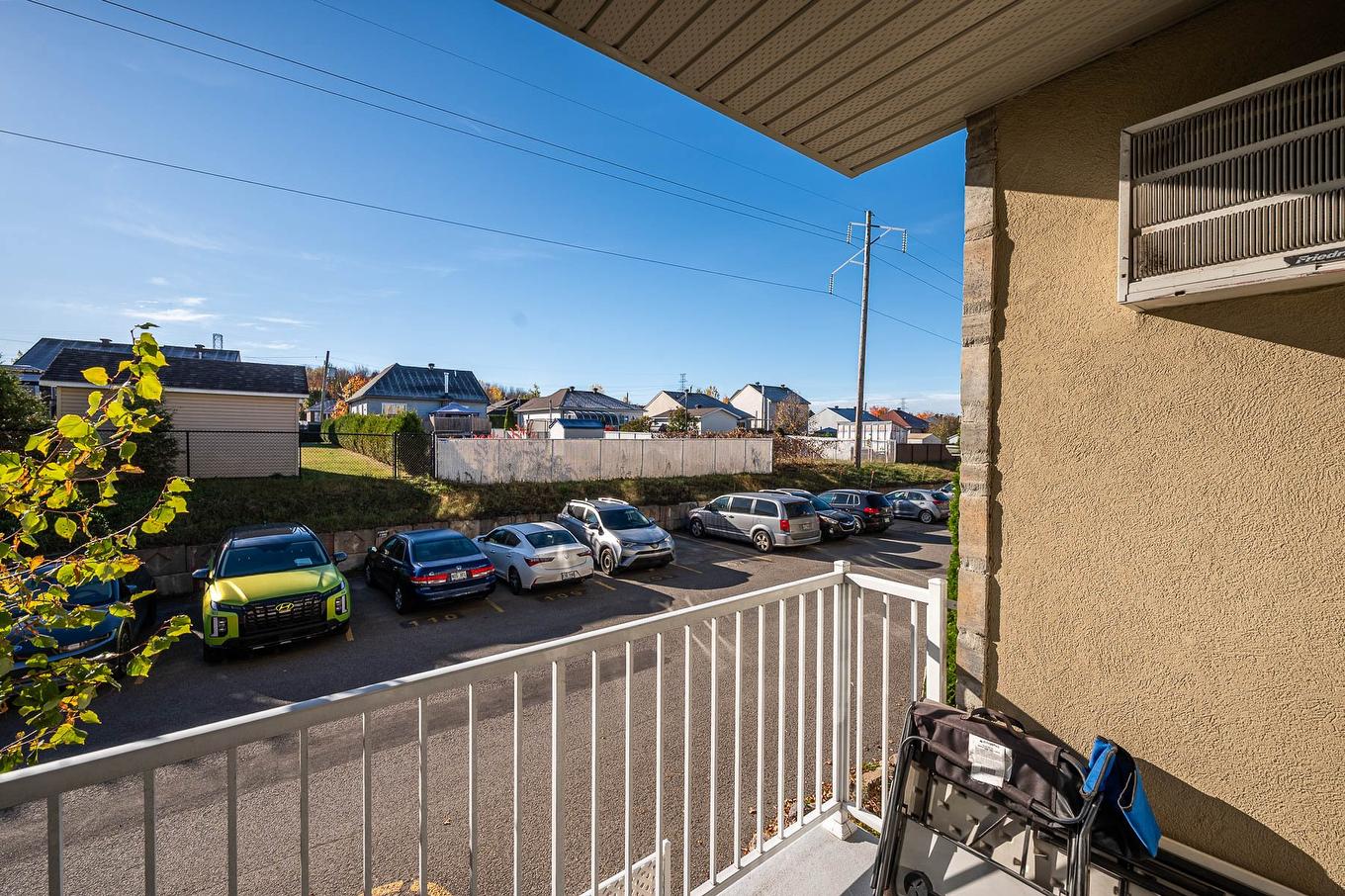 Balcony - 8-8645 Place Du Charpentier, Mirabel, QC - Outdoor With Exterior