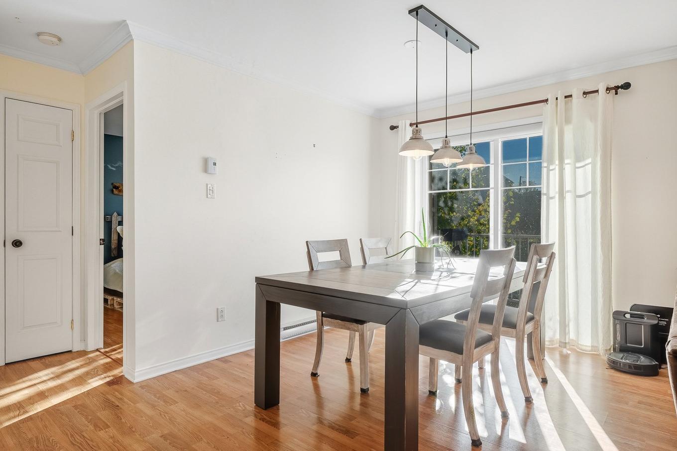 Dining room - 8-8645 Place Du Charpentier, Mirabel, QC - Indoor Photo Showing Dining Room