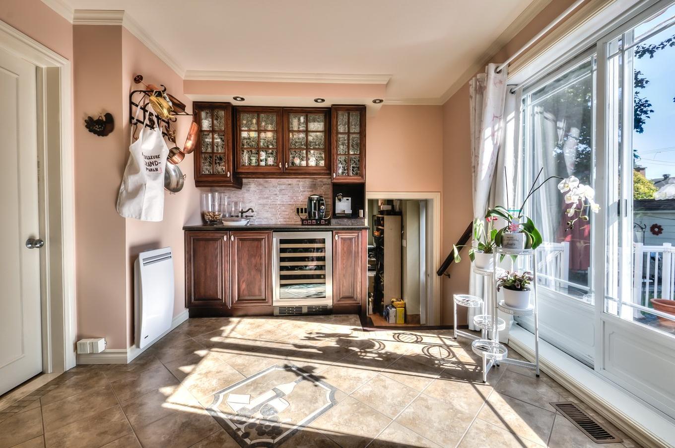 Dinette - 192 Rue St-Henri, Saint-Jean-Sur-Richelieu, QC - Indoor Photo Showing Other Room