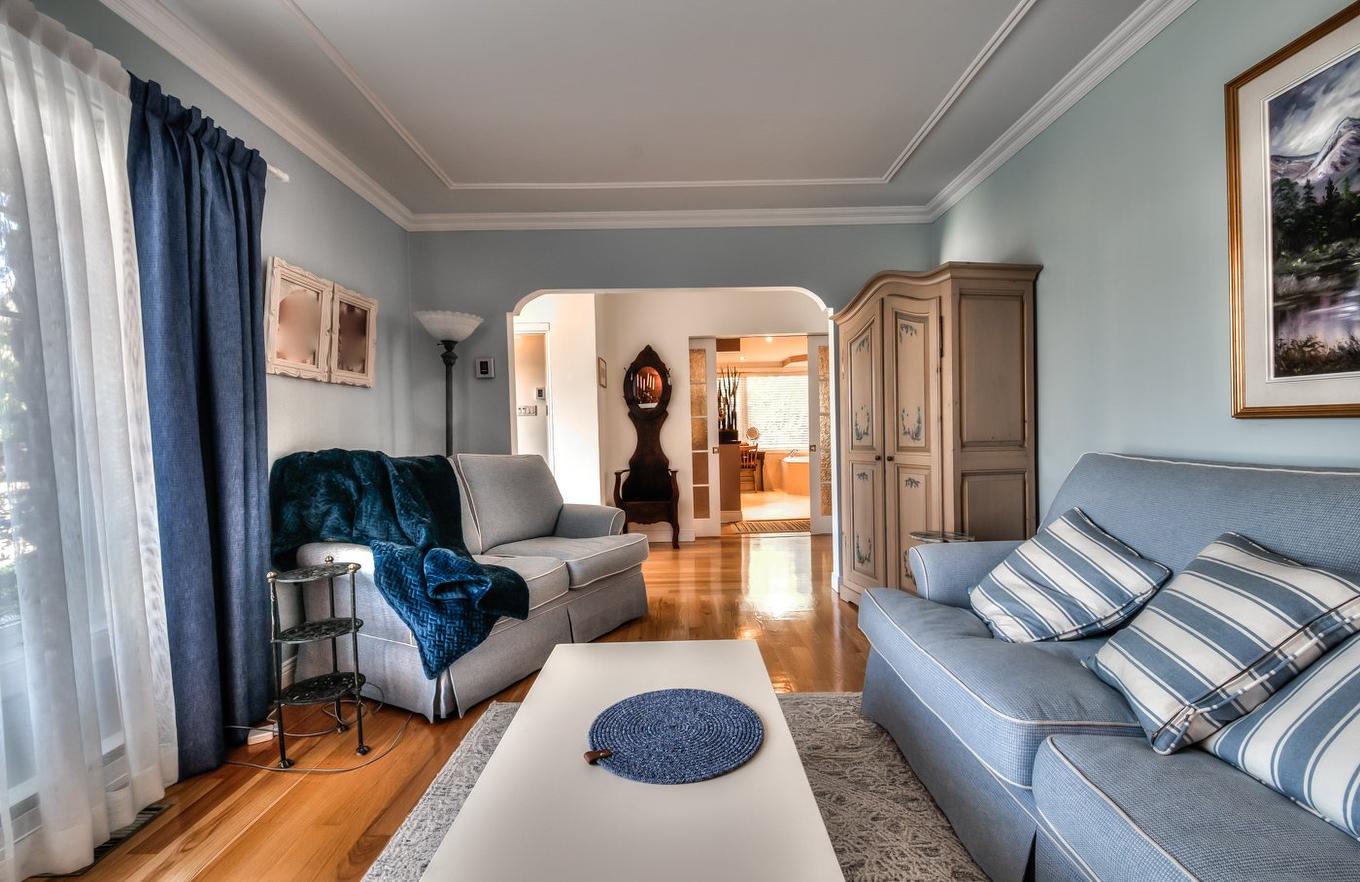 Living room - 192 Rue St-Henri, Saint-Jean-Sur-Richelieu, QC - Indoor Photo Showing Living Room