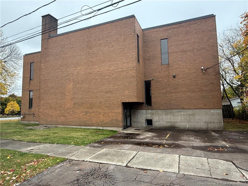 567 St George St, Moncton, NB