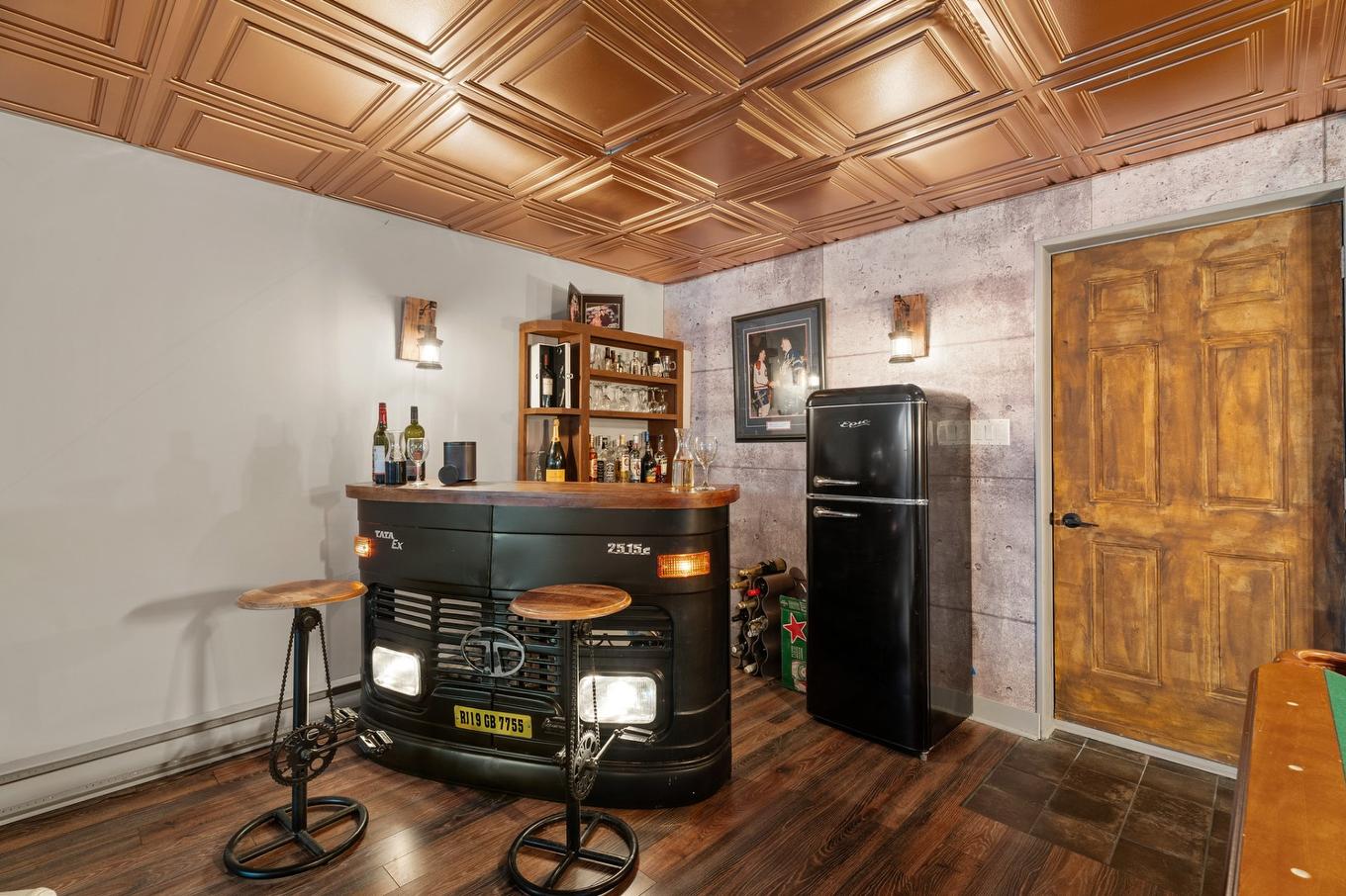 Salle familiale - 513 Rue Des Sous-Bois, Sainte-Agathe-Des-Monts, QC - Indoor Photo Showing Other Room