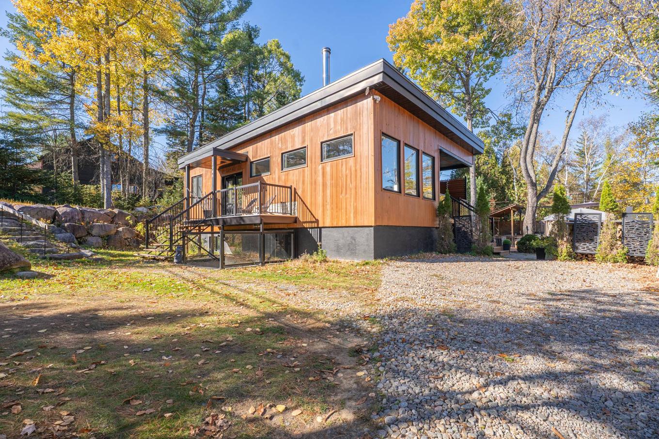 Overall view - 1946 Ch. De Deauville, Sainte-Adèle, QC - Outdoor