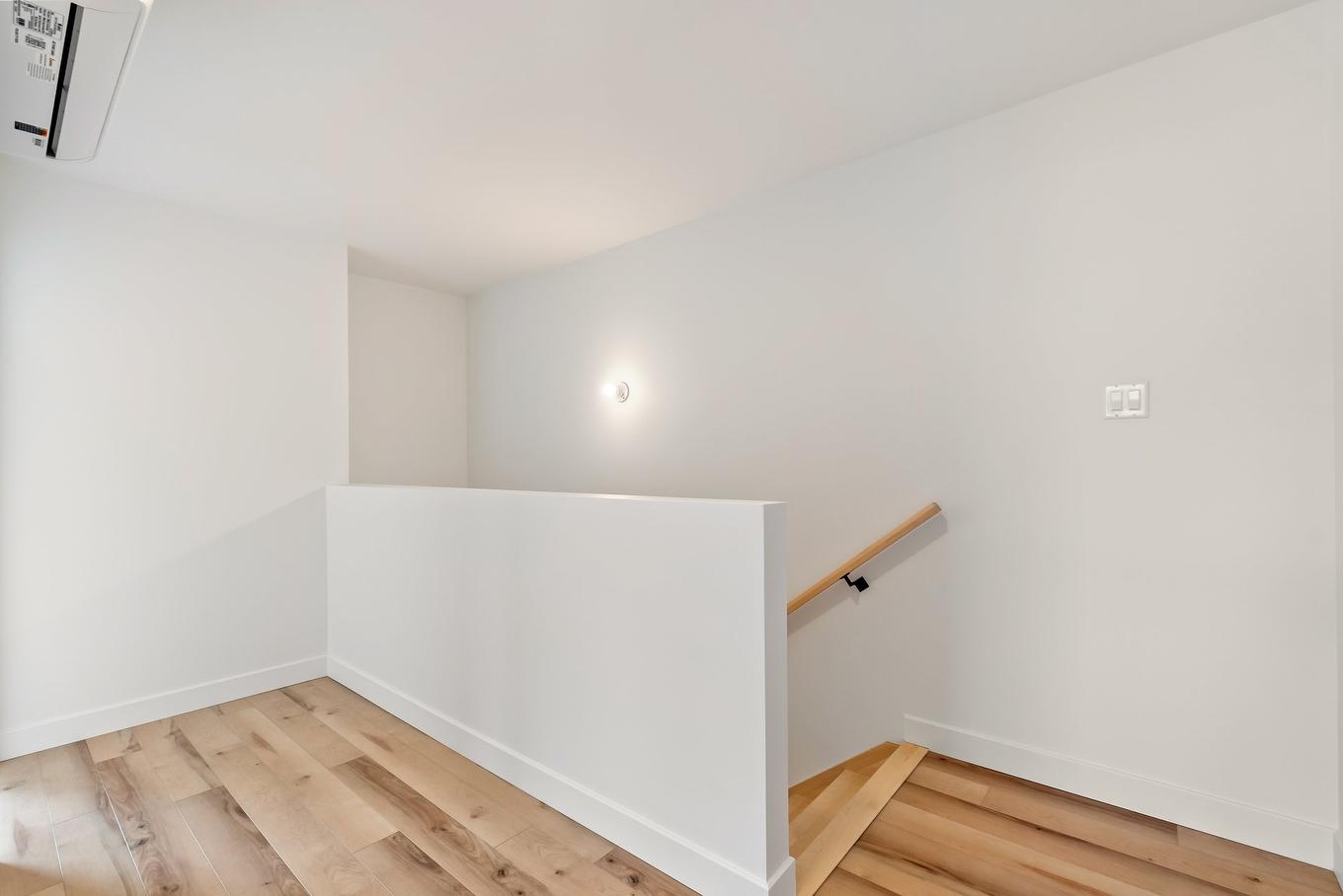 Passageway - Rue Des Premières-Nations, Québec (Beauport), QC - Indoor Photo Showing Other Room