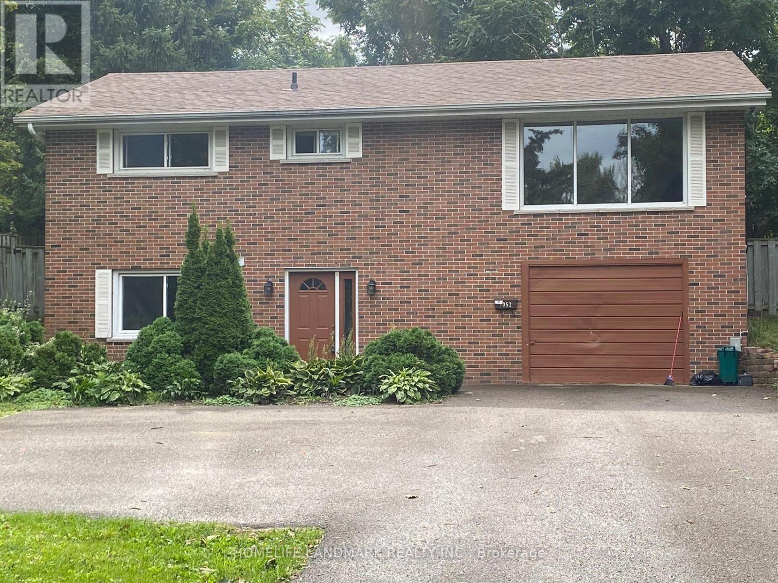 Lower - 1052 Elgin Street, Newmarket, ON - Outdoor With Exterior