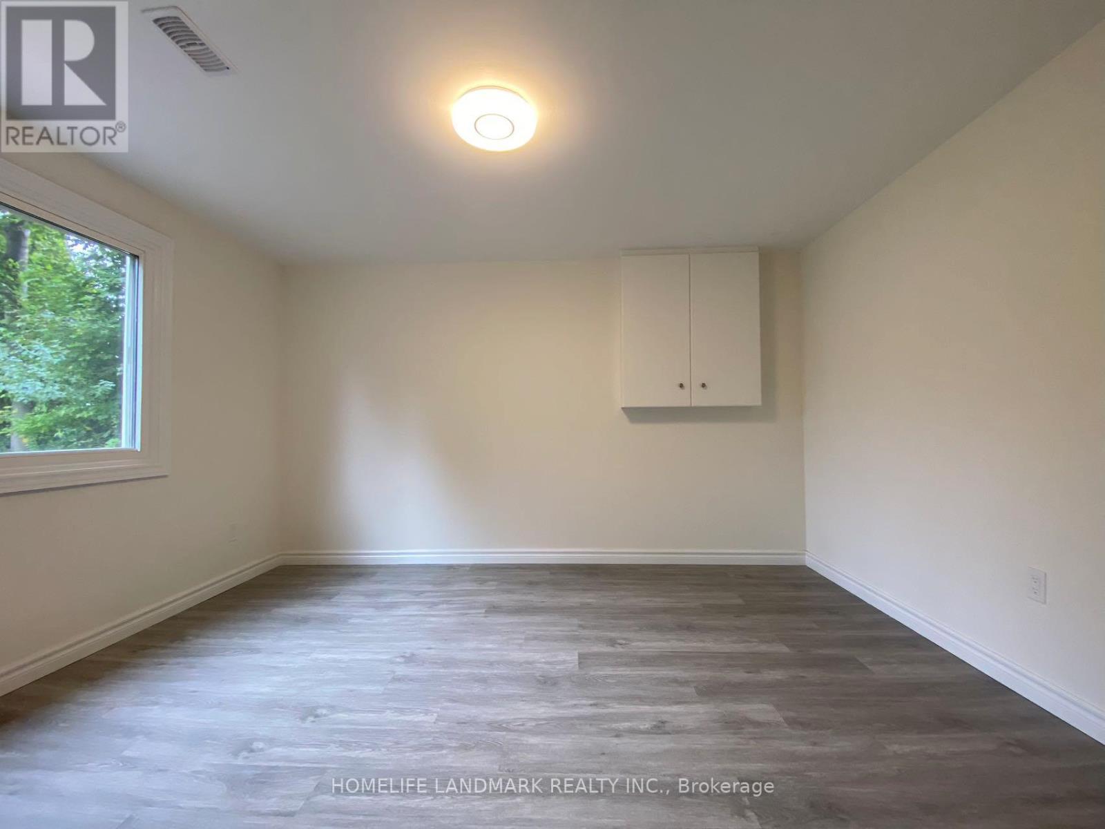 Lower - 1052 Elgin Street, Newmarket, ON - Indoor Photo Showing Other Room