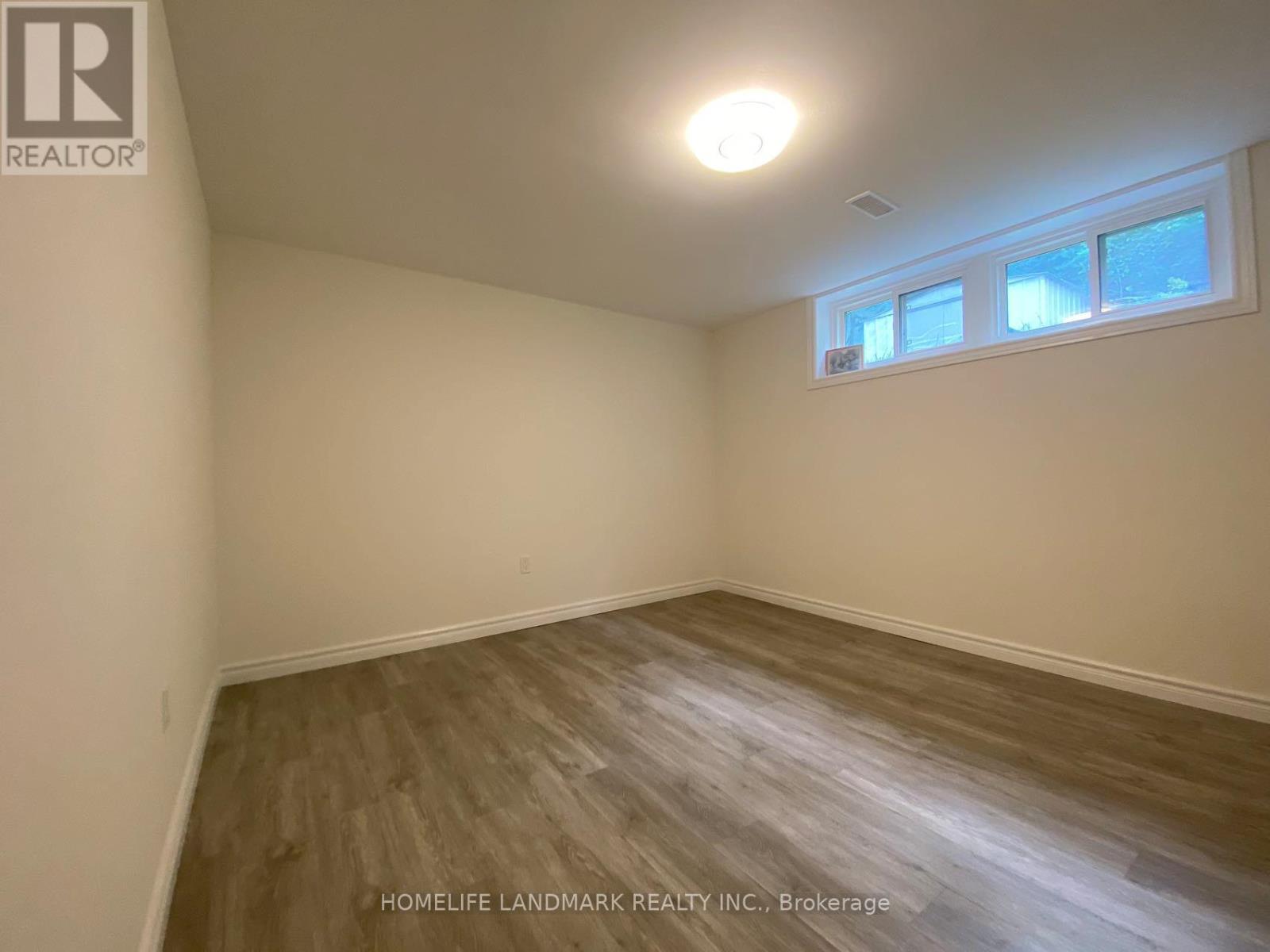 Lower - 1052 Elgin Street, Newmarket, ON - Indoor Photo Showing Other Room