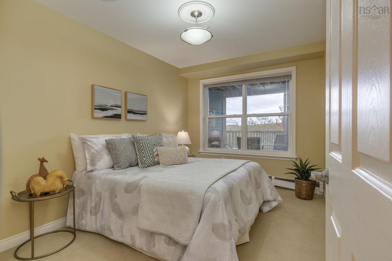 304 2 Lake Drive, Bedford, NS