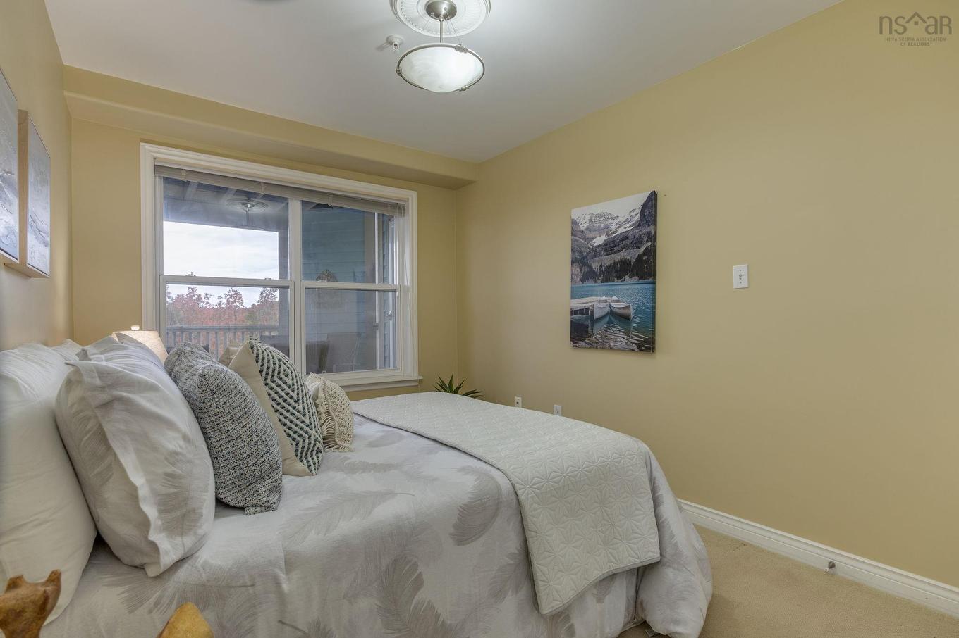 304 2 Lake Drive, Bedford, NS