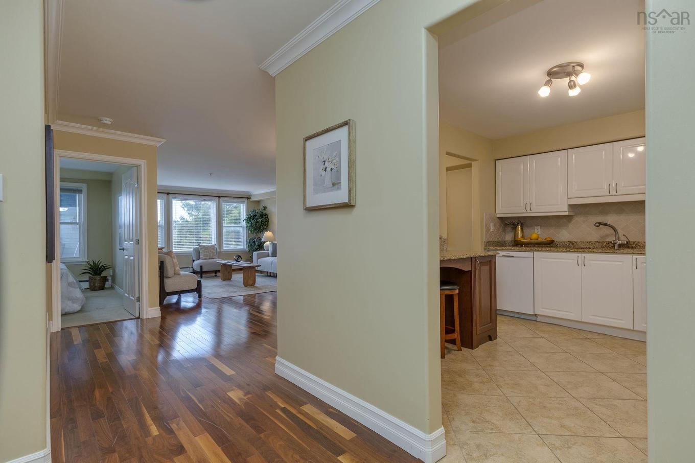 304 2 Lake Drive, Bedford, NS