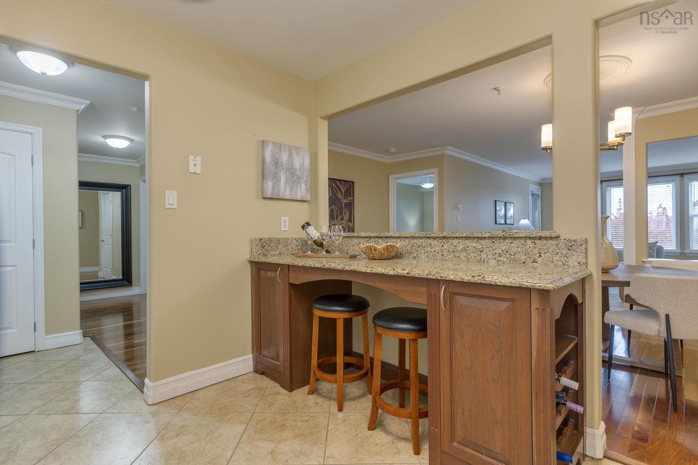 304 2 Lake Drive, Bedford, NS