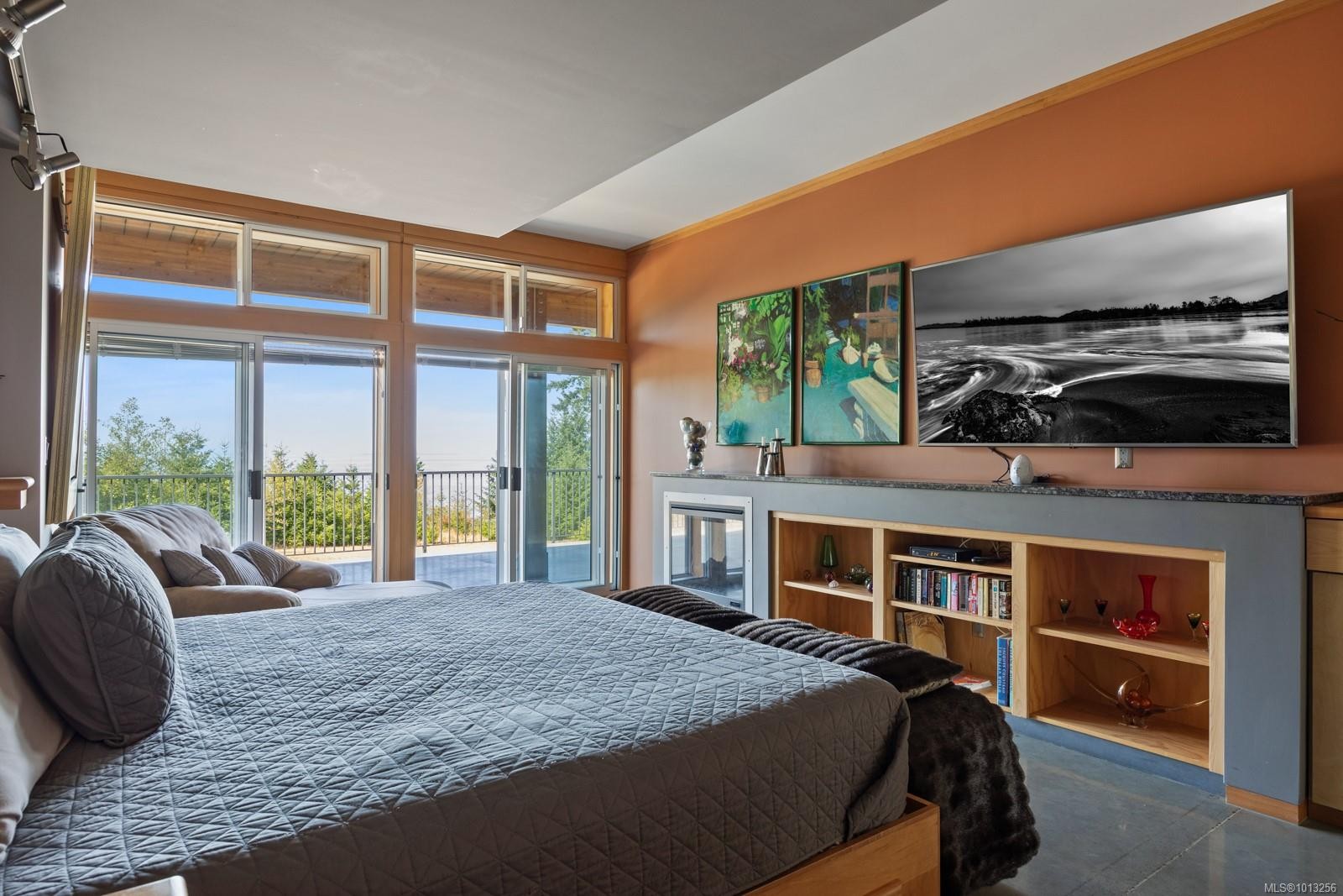 7939 Lenwood Rd, Merville, BC