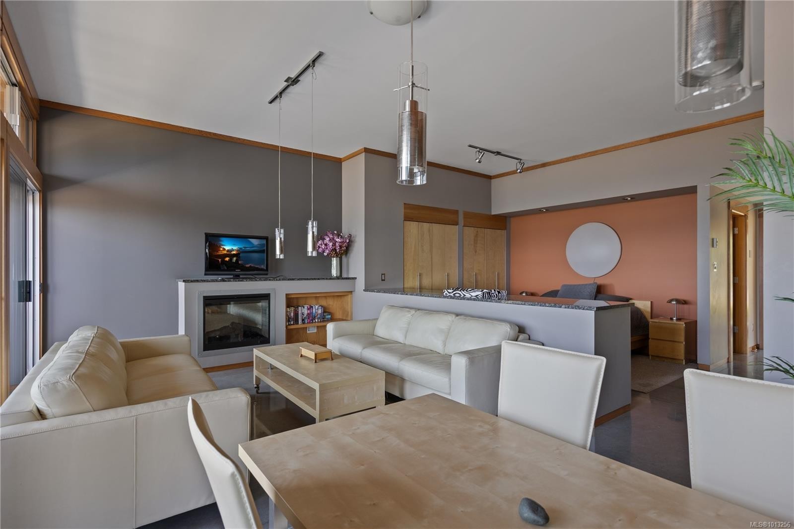 7939 Lenwood Rd, Merville, BC