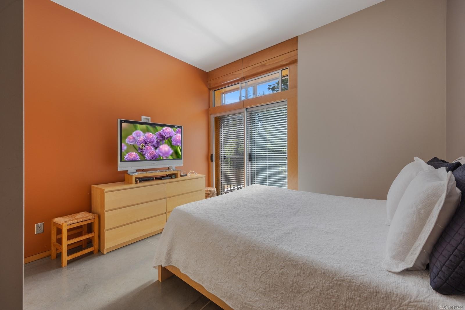 7939 Lenwood Rd, Merville, BC