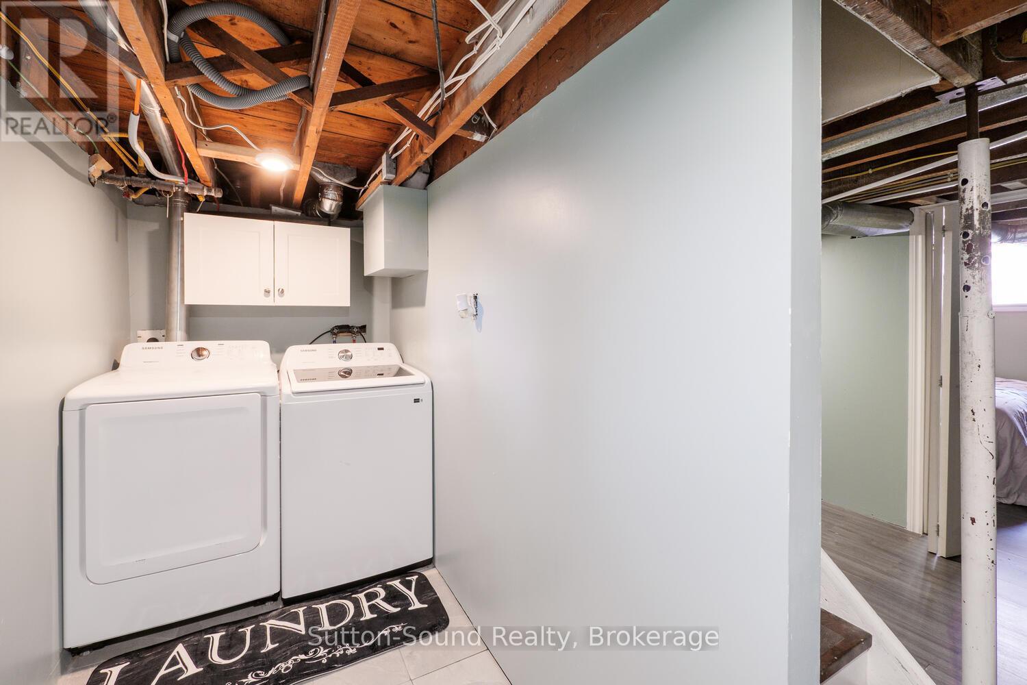 1139 4Th Avenue W, Owen Sound, ON - Indoor Photo Showing Laundry Room