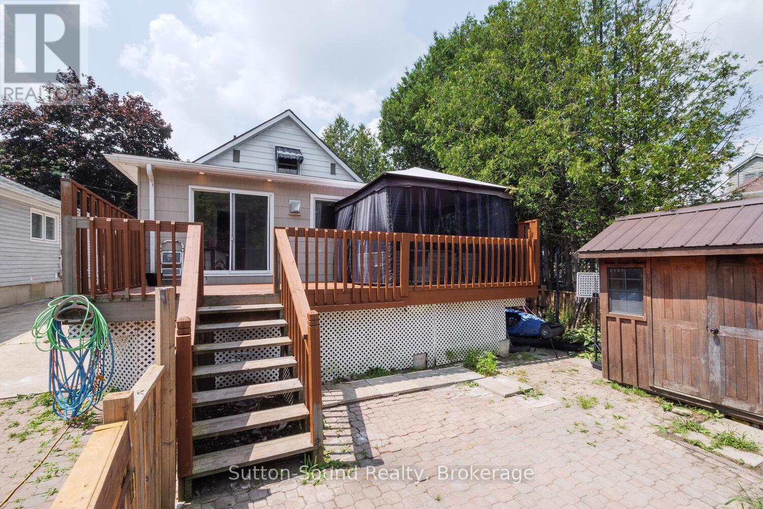 1139 4Th Avenue W, Owen Sound, ON - Outdoor With Deck Patio Veranda With Exterior