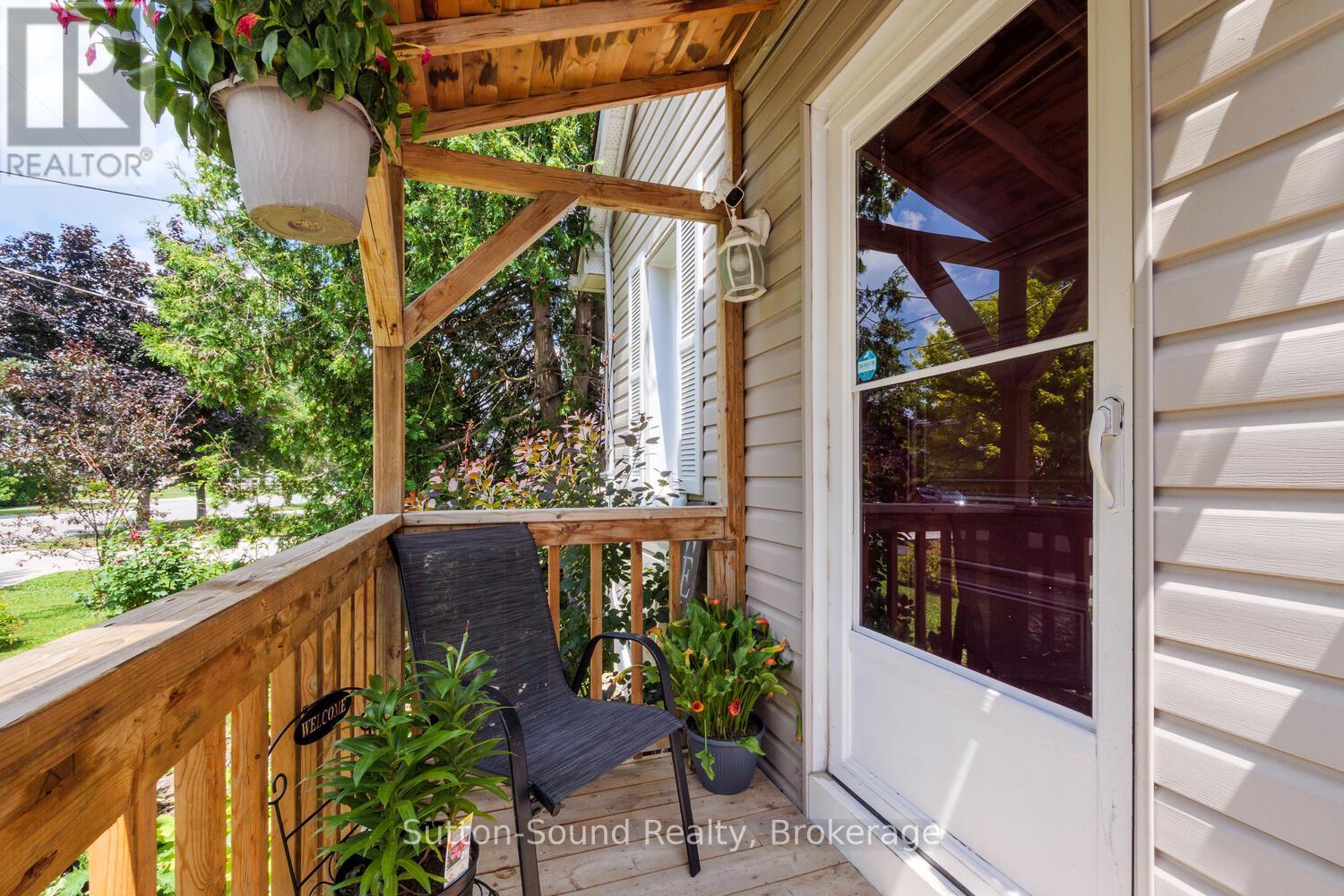 1139 4Th Avenue W, Owen Sound, ON - Outdoor With Deck Patio Veranda With Exterior