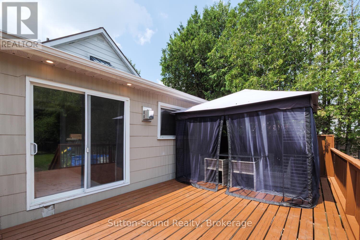 1139 4Th Avenue W, Owen Sound, ON - Outdoor With Deck Patio Veranda With Exterior
