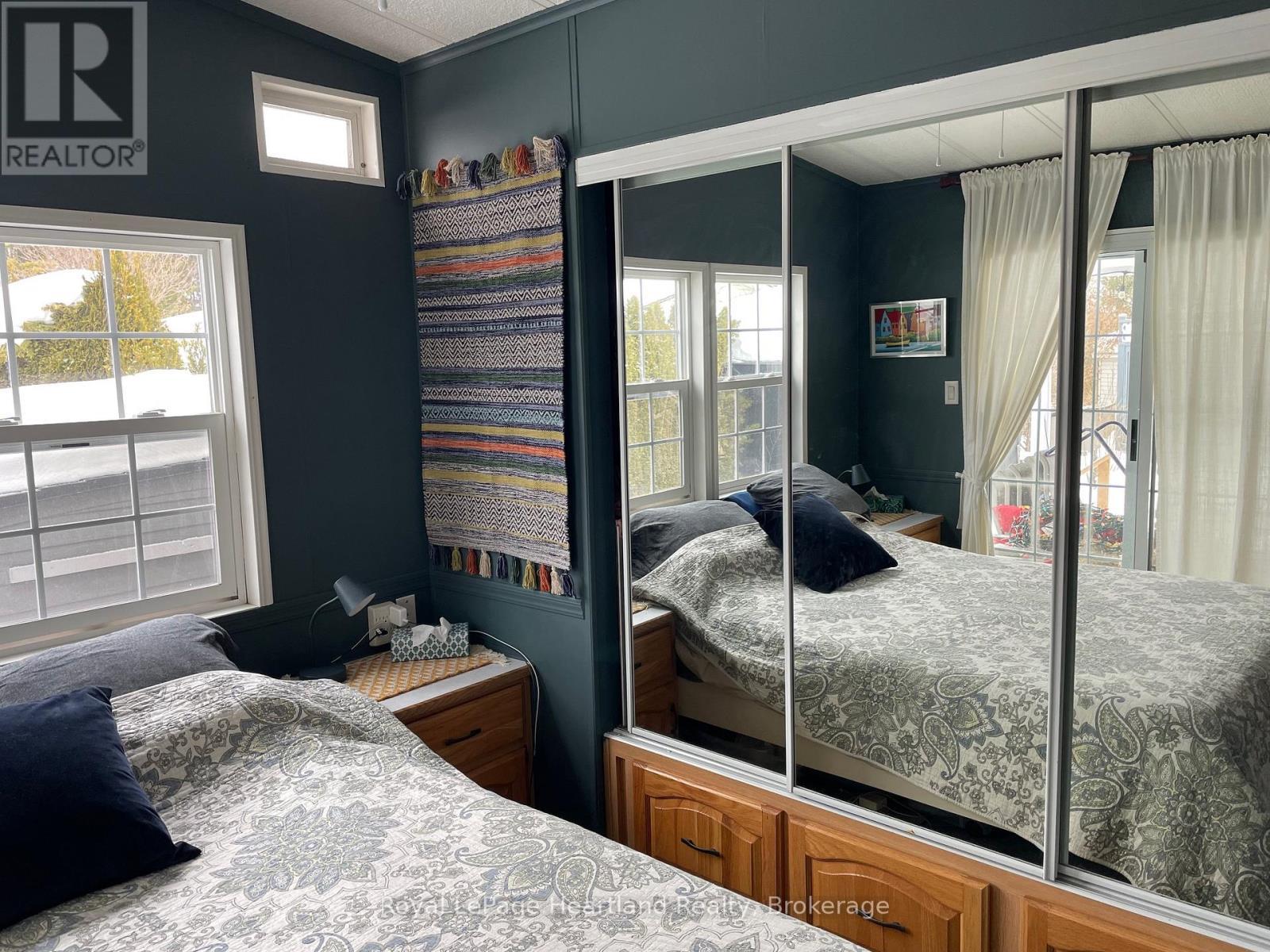 24 Rowan Rd - 77307 Bluewater Highway, Bluewater (Bayfield), ON - Indoor Photo Showing Bedroom