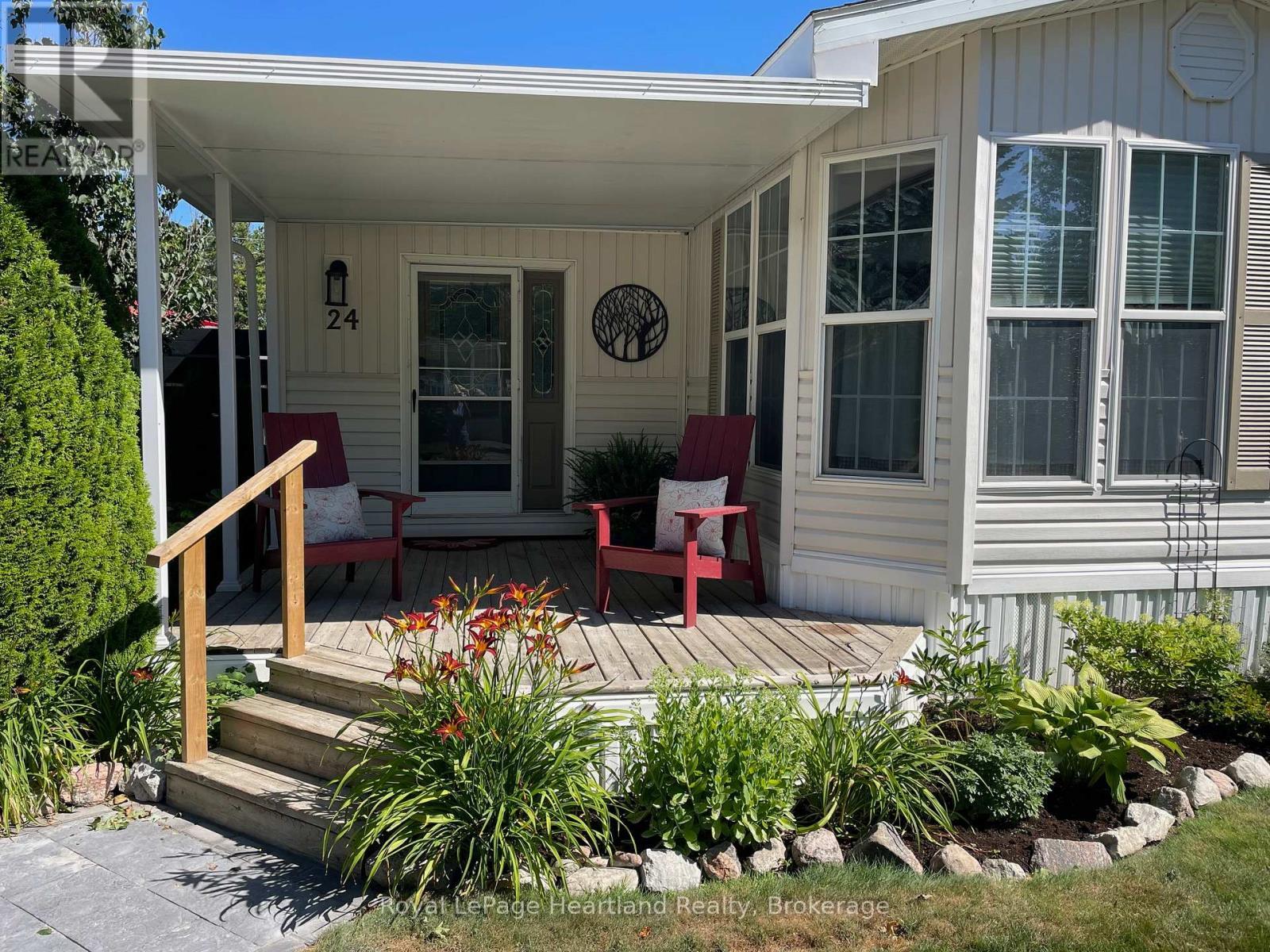 24 Rowan Rd - 77307 Bluewater Highway, Bluewater (Bayfield), ON - Outdoor With Deck Patio Veranda