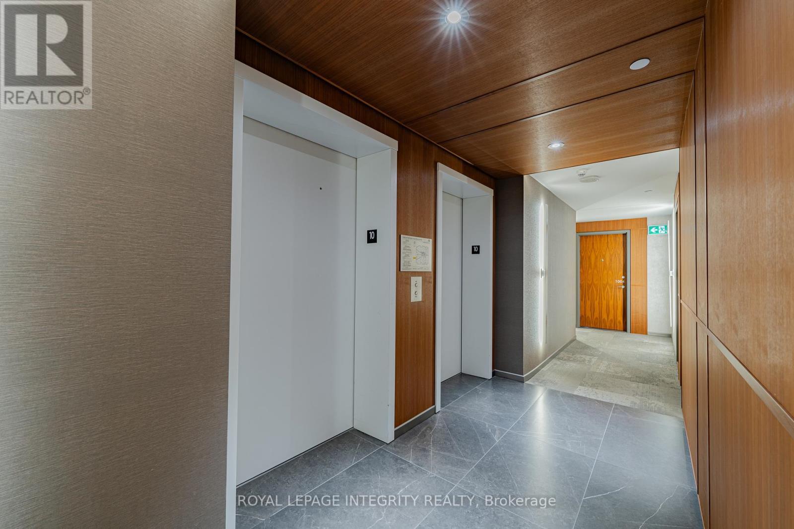 1006 - 101 Queen Street, Ottawa, ON - Indoor Photo Showing Other Room