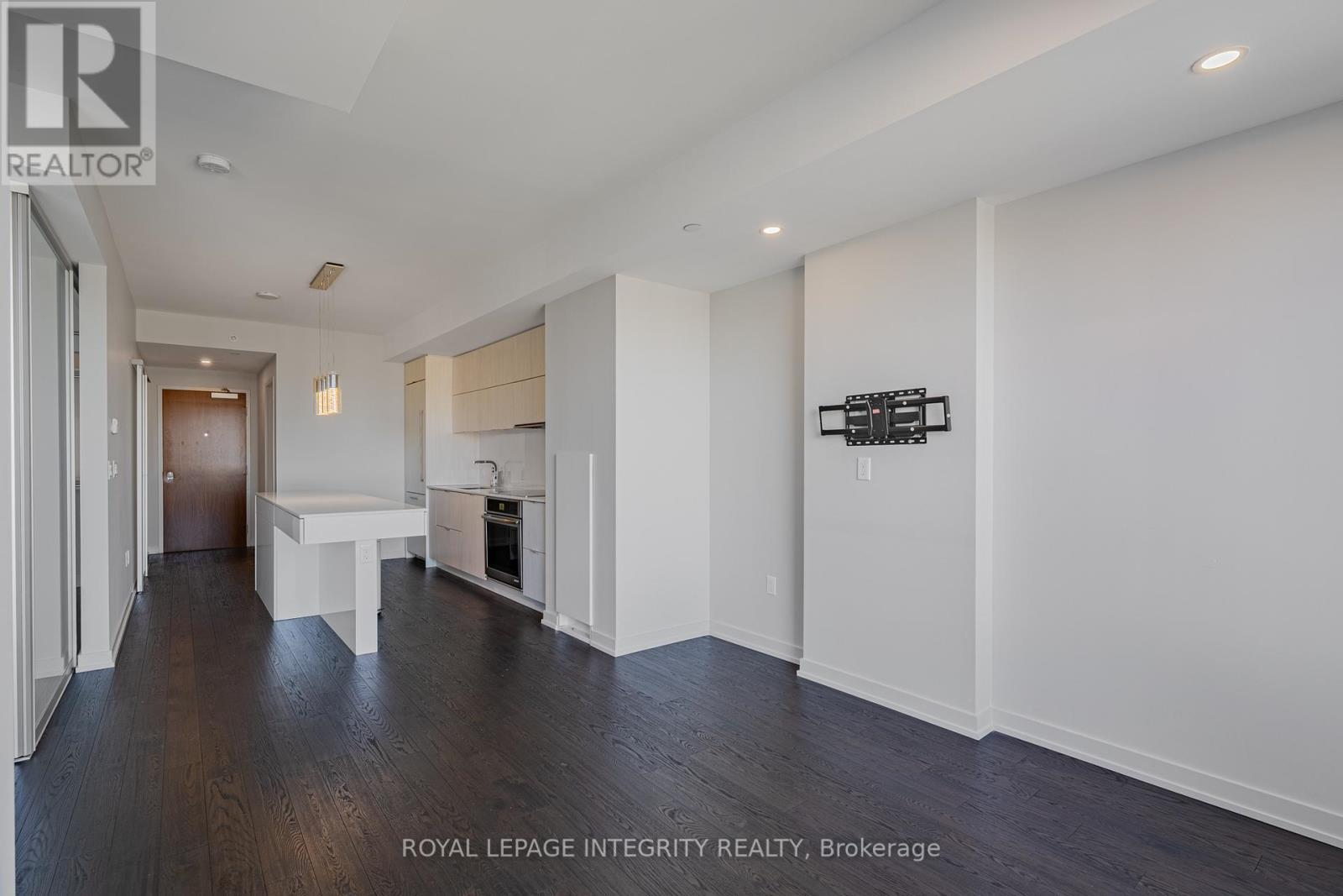 1006 - 101 Queen Street, Ottawa, ON - Indoor Photo Showing Other Room