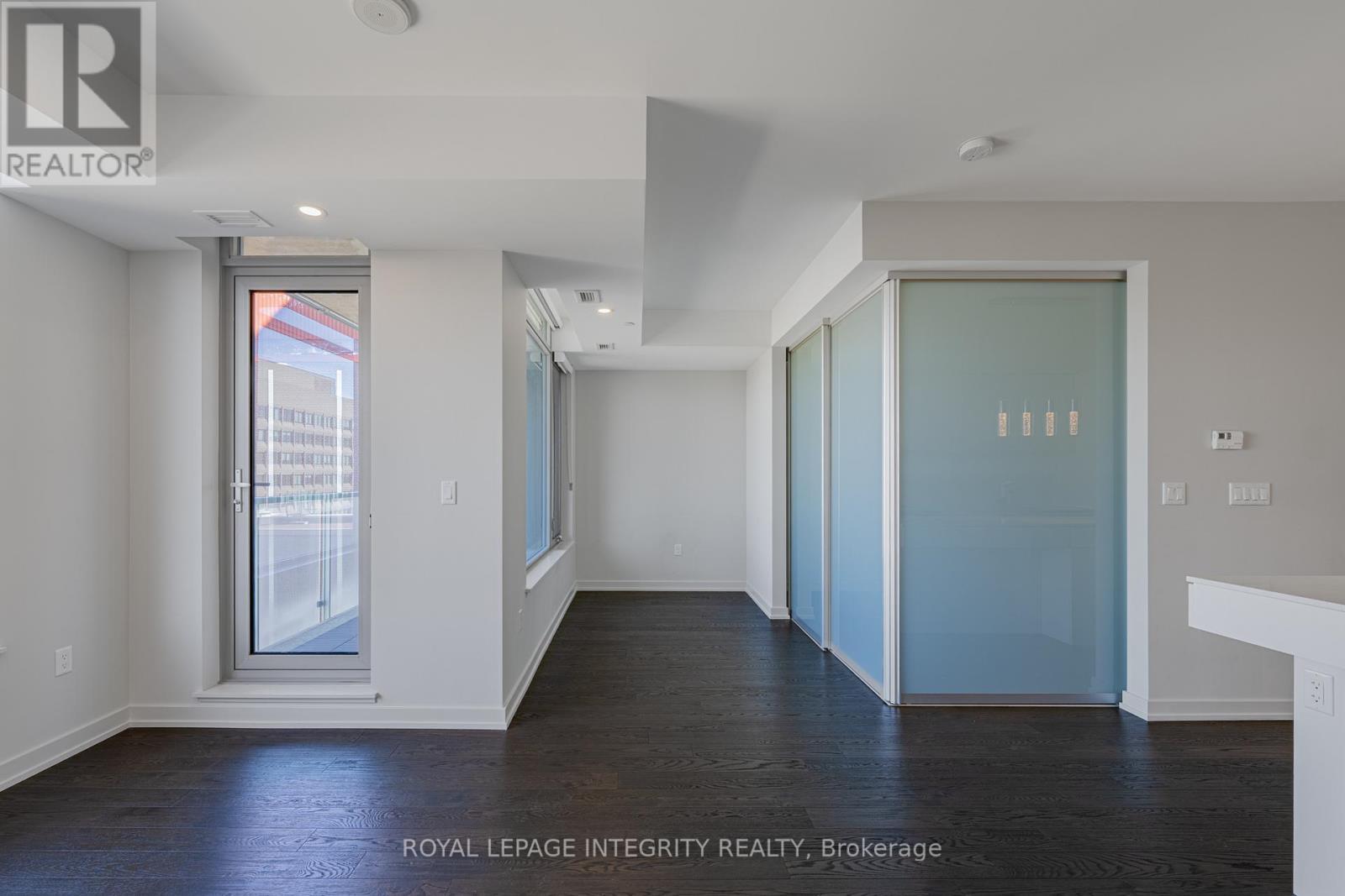 1006 - 101 Queen Street, Ottawa, ON - Indoor Photo Showing Other Room