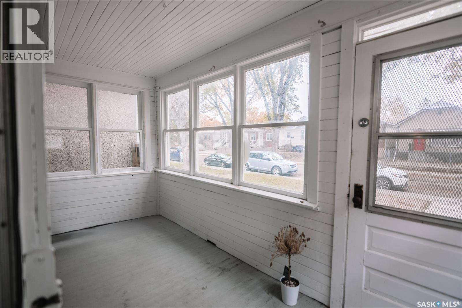 1932 Quebec Street, Regina, SK - Indoor Photo Showing Other Room