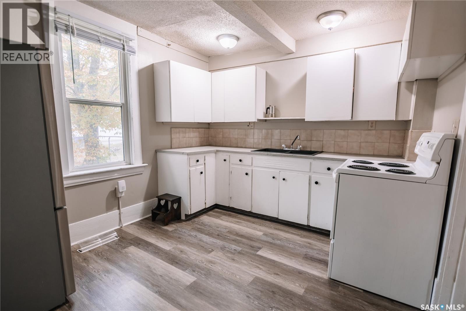 1932 Quebec Street, Regina, SK - Indoor Photo Showing Laundry Room
