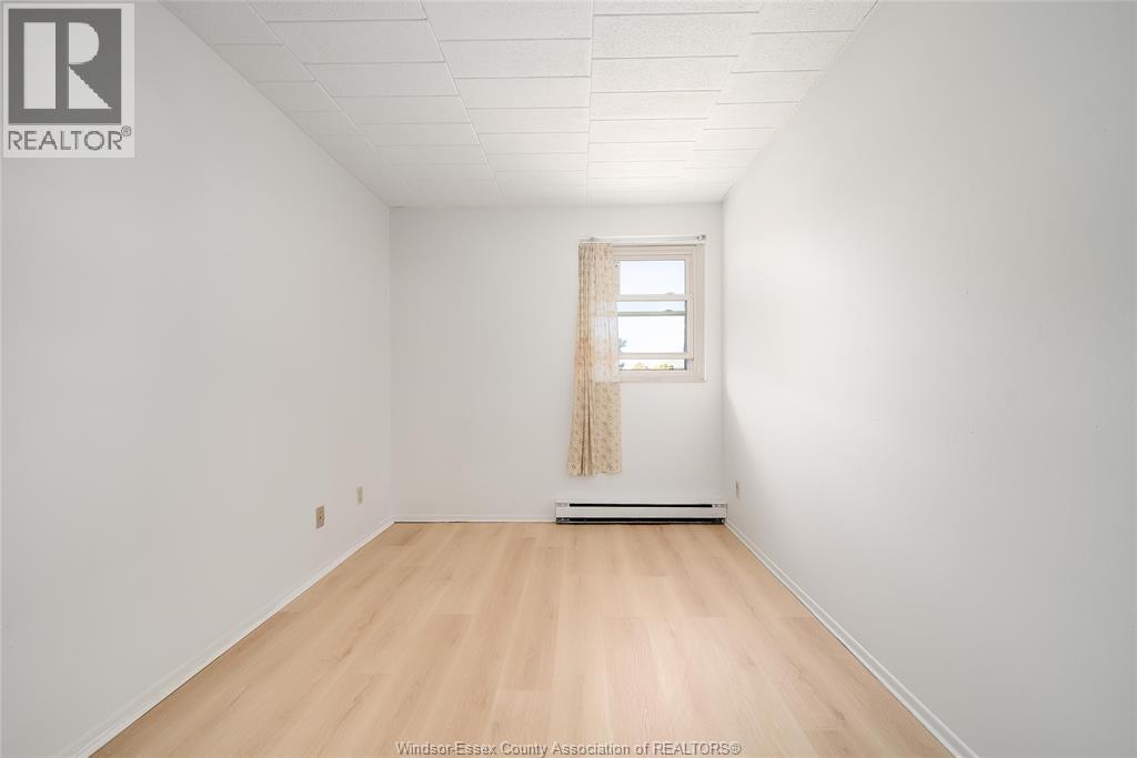 6613 Thornberry Crescent, Windsor, ON - Indoor Photo Showing Other Room