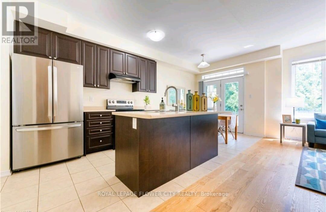Kitchen - 3 - 8273 Tulip Tree Drive N, Niagara Falls, ON - Indoor Photo Showing Kitchen With Stainless Steel Kitchen With Upgraded Kitchen