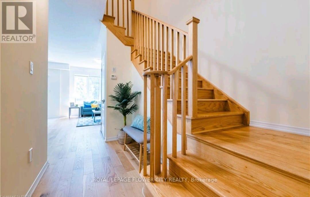 Custom Stairs to Upper - 3 - 8273 Tulip Tree Drive N, Niagara Falls, ON - Indoor Photo Showing Other Room