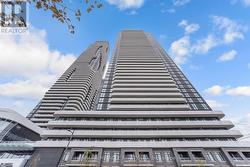 3717 - 195 COMMERCE STREET Vaughan, ON L4K 0P9