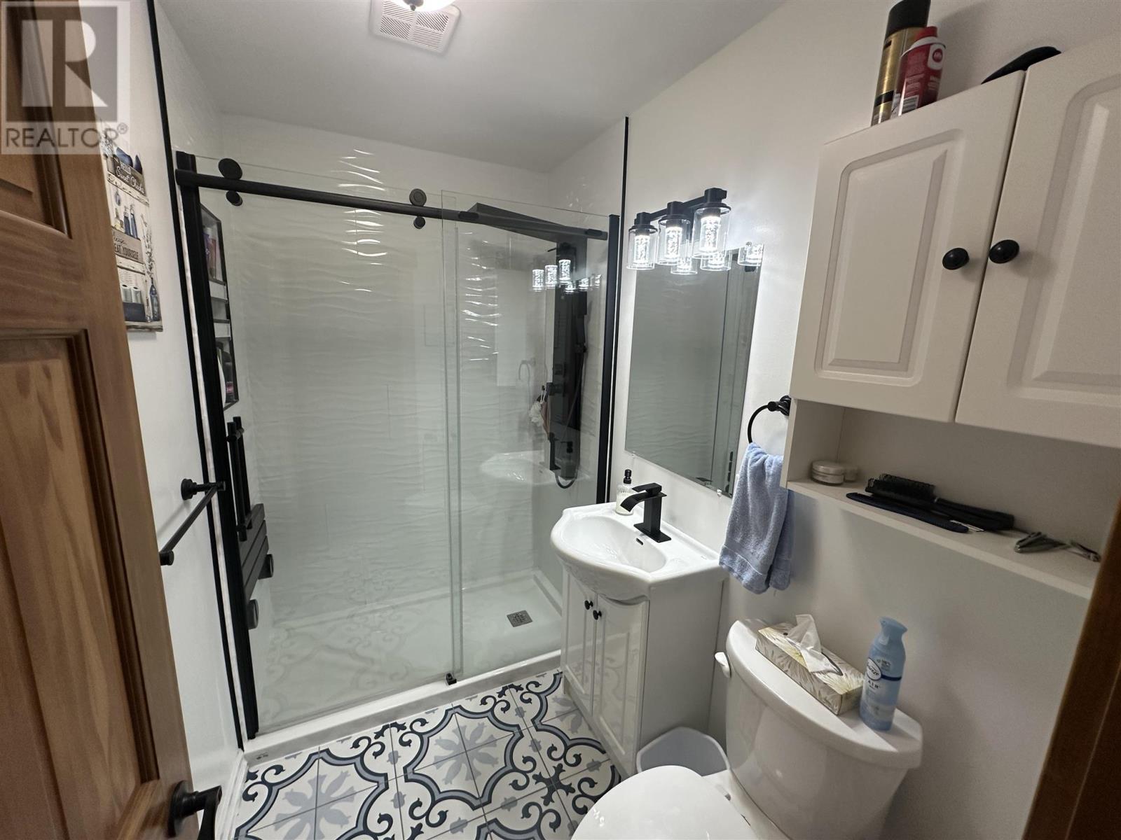 171 Mission Rd, Wawa, ON