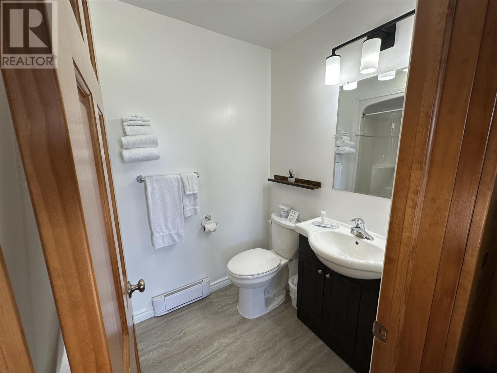 171 Mission Rd, Wawa, ON