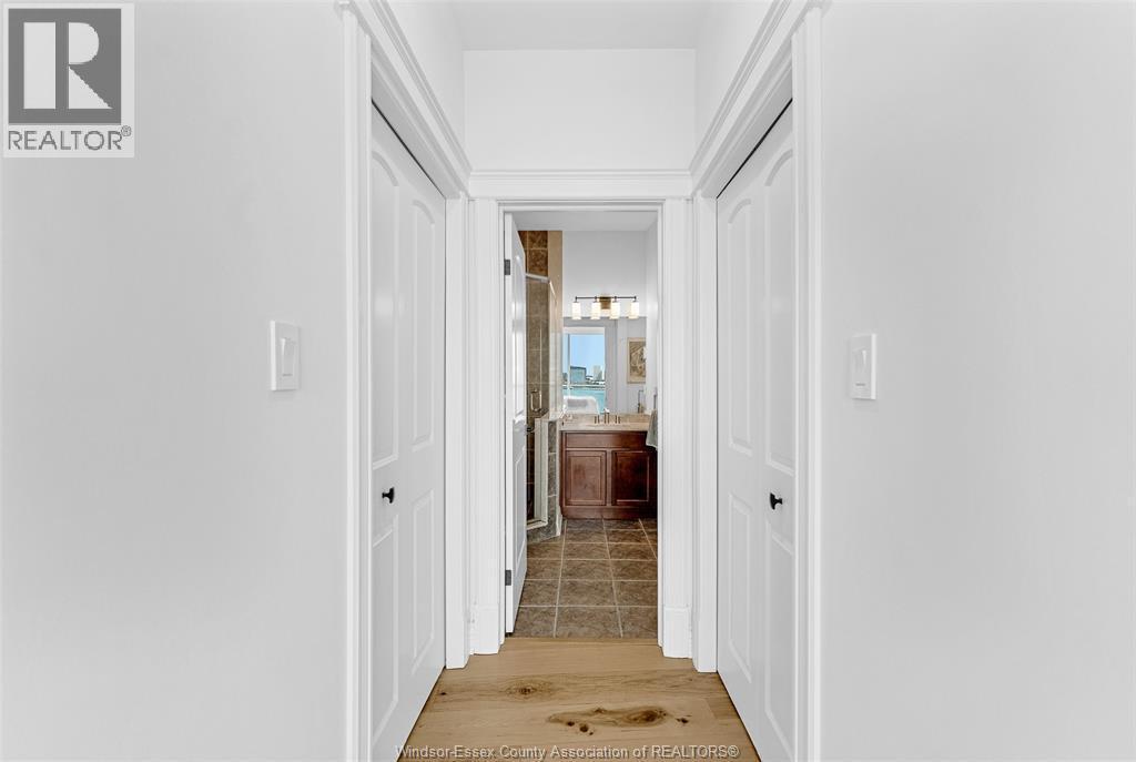 1225 Riverside Drive Unit# 404, Windsor, ON - Indoor Photo Showing Other Room